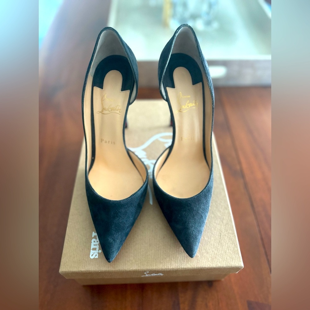 Christian Louboutin Pigalli Follies Pointed Toe Pump - Charbon / 9 US / 39 EU